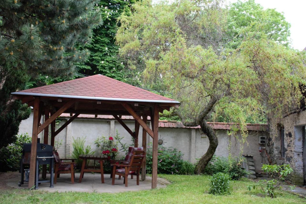 Appartamento Na koňské farmě Malecov Esterno foto